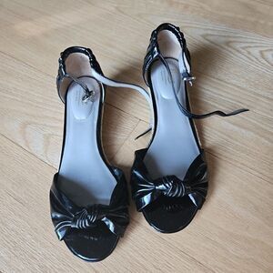 Bass Sandals Women's Size 7.5M Black Faux Leather  Open‎ Toe Wedges "Valerie"